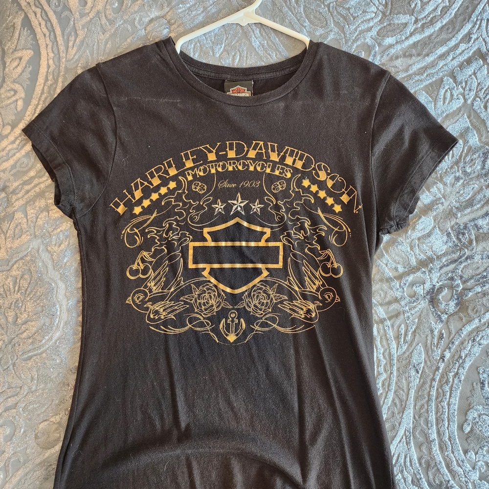 Harley-Davidson Black T-Shirt with Gold Graphic